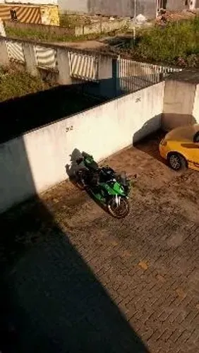 Kawasaki zx6r 2011