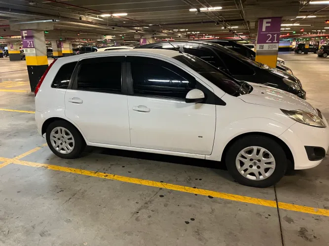 Ford Fiesta S 1.0 8V Flex 5P 2014