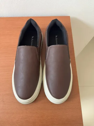 Sapato Casual em Couro