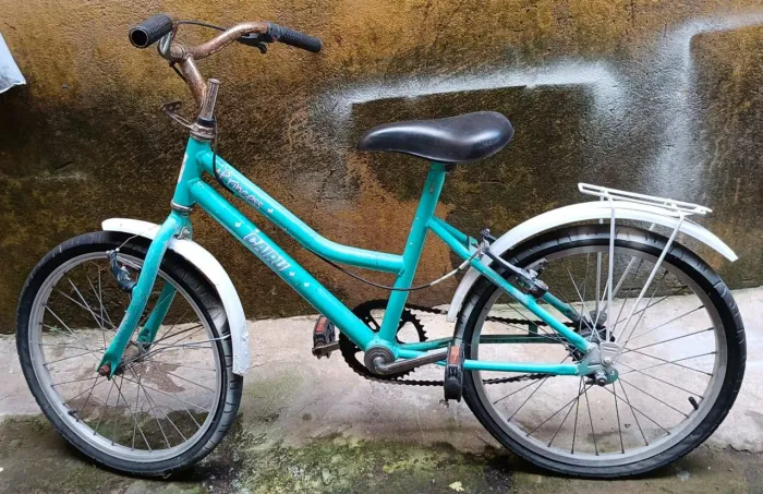 Vendo essa bicicleta infantil..