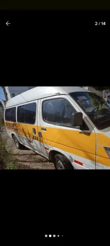 Jinbei Topic Van L 2.2 8V/ 2.0 16V 4P 2011
