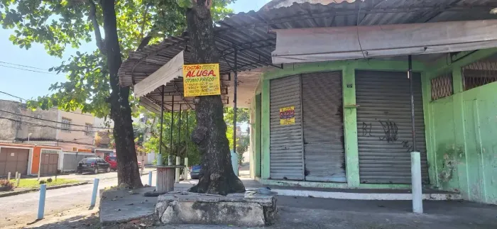 Bento Ribeiro loja com 80m² localização privilegiada
