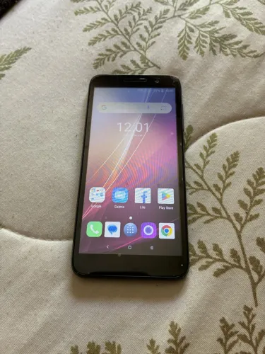 Vendo celular TCL L5 novo