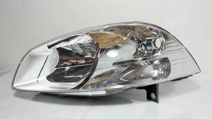 Farol Fiat Strada 2008/2019 original sem detalhes