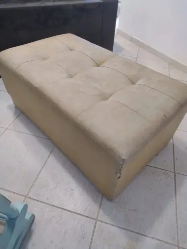 Puff de pé de cama
