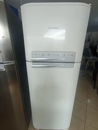 Geladeira Electrolux frost free