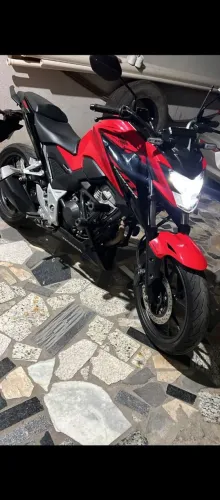 Honda Twister 