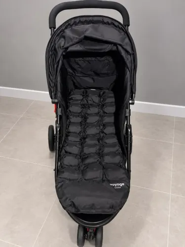 Carrinho de Bebê Voyage Delta - Impecável!