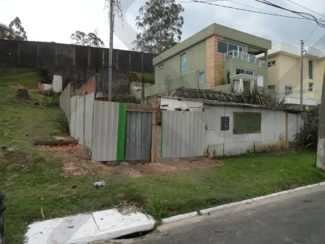 TERRENO À VENDA CONDOMÍNIO ALDEIA DA SERRA MORADA DAS FLORES