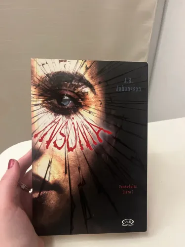 Livro Sonâmbulos - Livro 1 - J.R. Johansson
