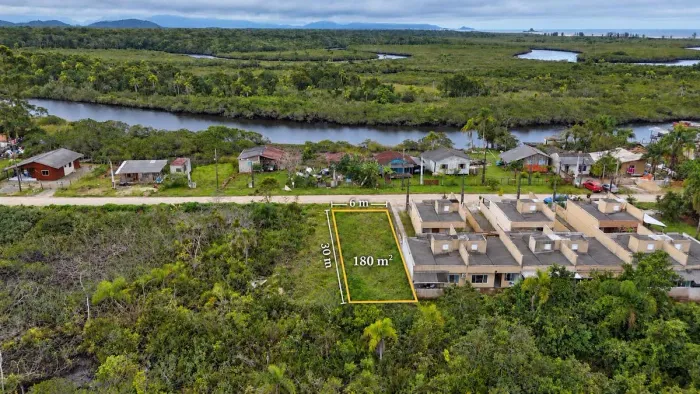 Terreno na Barra do Saí por apenas R$110.000,00 em Itapoá SC!