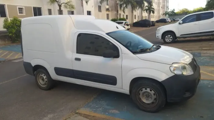Fiat Fiorino Furgão Work. Hard 1.4 Flex 8V 2P 2017