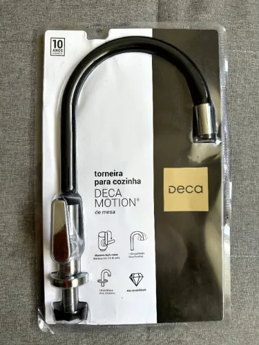 Torneira de Cozinha de Mesa Deca Motion - Cromado e Preto [Pronta para retirada]