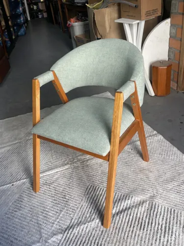 6 cadeiras tecido de linho cor oliva novas! 449,00 cada