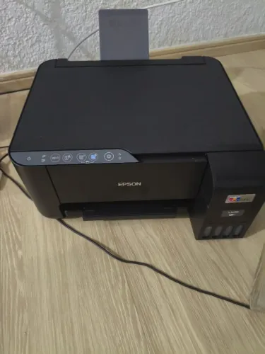 Multifuncional Epson com defeito