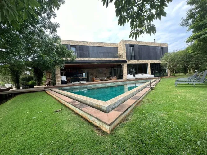 Casa em Condomínio para Locação em Porto Feliz, 5 dormitórios, 5 suítes, 7 banheiros, 4 va