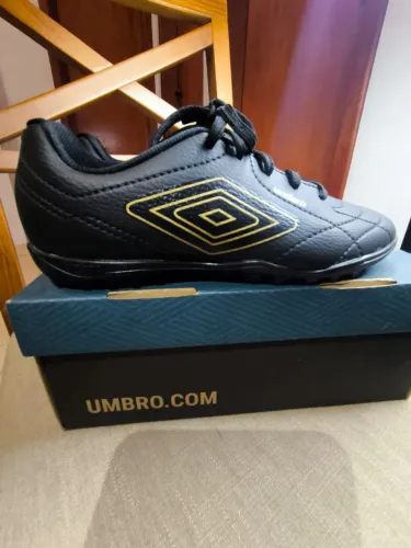 Chuteira Society Umbro Class T 35