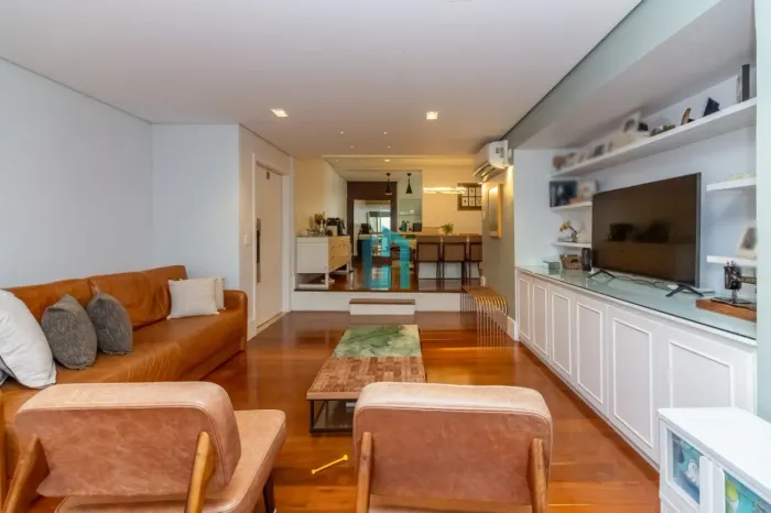 Apartamento à venda em Moema, São Paulo