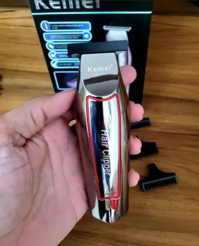 Máquina de Cortar Cabelo Kemei