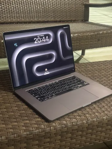 MacBook Pro i9 32gb 512gb 16 polegadas
