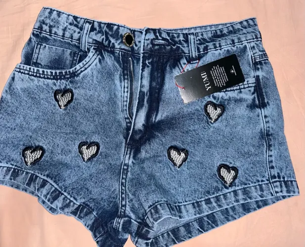 Short jeans novo na etiqueta
