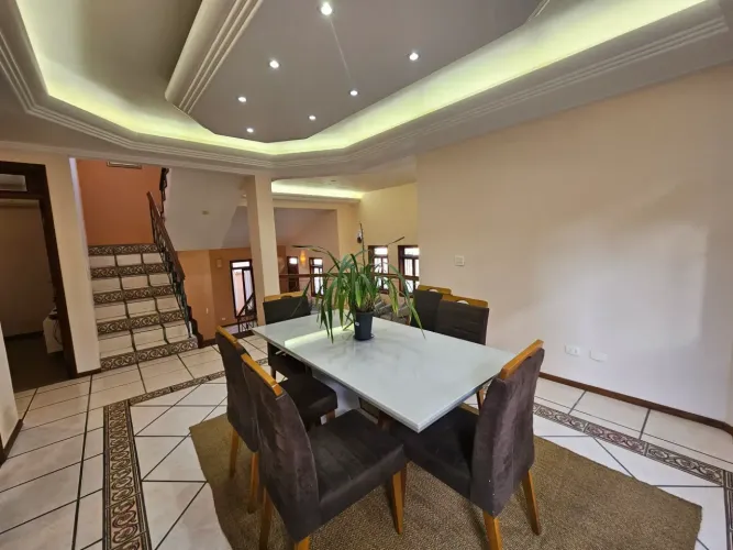 Sobrado Condomínio Aquárius Sjc 4 dormitórios terreno 533 m²