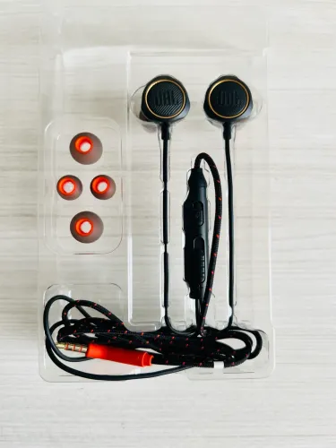 FONE  DE OUVIDO JBL quantum 50
