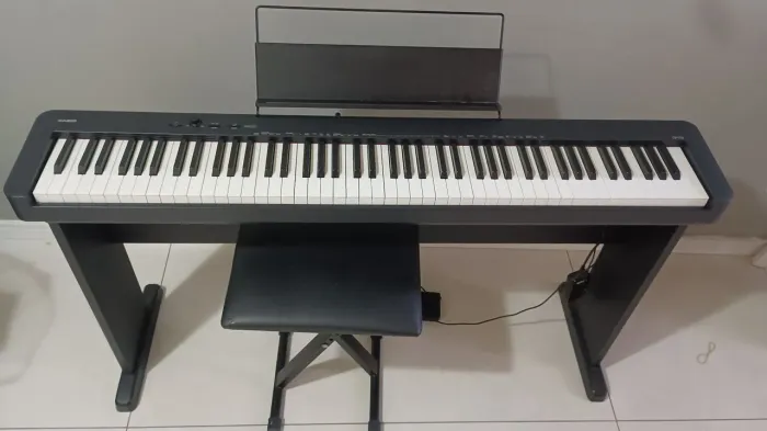 Piano digital Casio Cdp-S150 + estante Casio Cs46 + banqueta + pedal + capa