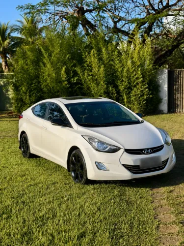 Hyundai Elantra GLS 1.8 16V Aut. 2012