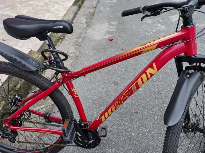 Bicicleta Houston aro quadro alumínio 