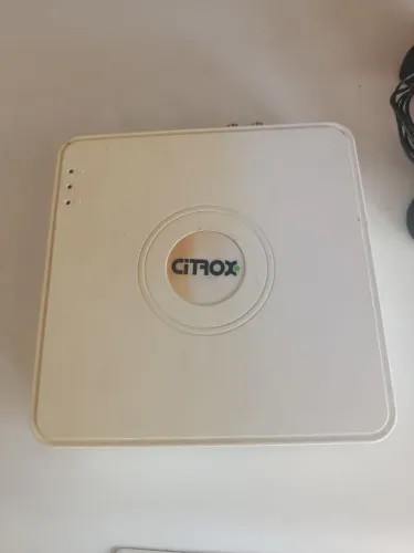 DVR  para 4 câmaras 