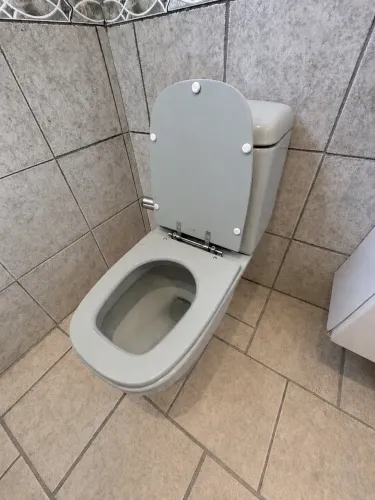 Vaso sanitário Incepa + assento e tampa