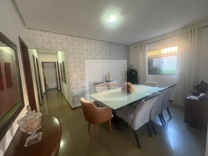 Casa À venda No Condomínio Greenville