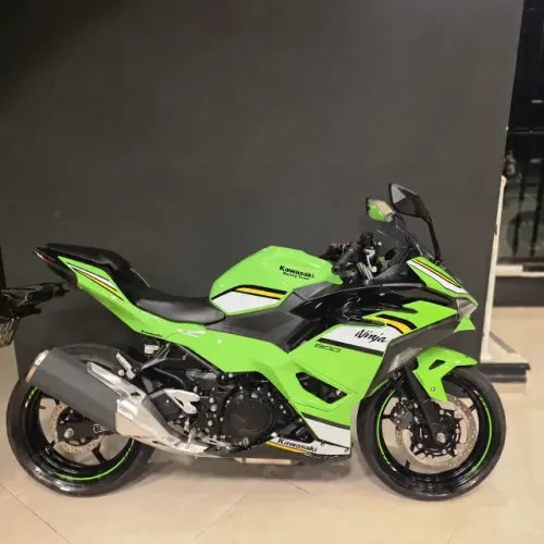 Kawasaki Ninja 500 SE 2025 8.756km