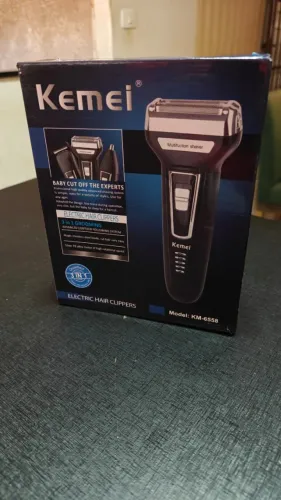 Barbeador Aparador de Barba 3 em 1 - Kemei