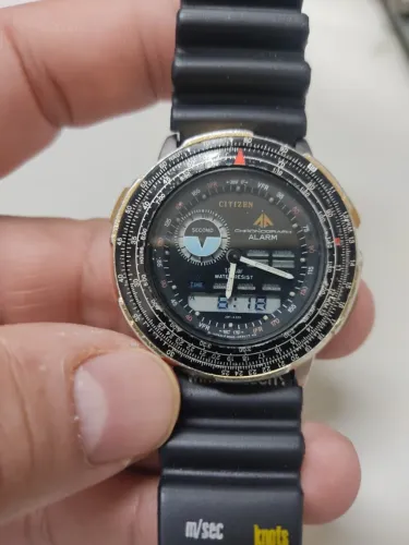 Relógio Citizen wingman 8945