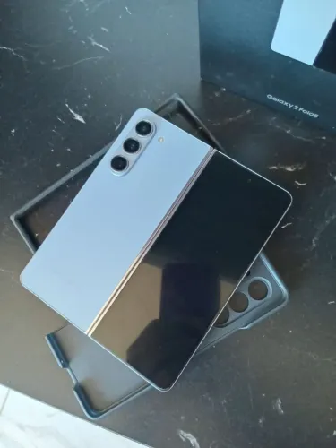 Galaxy z fold 5