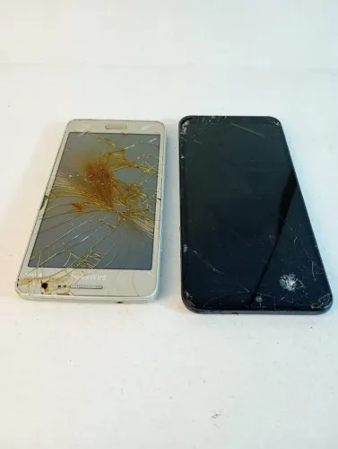 Lote 2 Celulares Antigos Sucata Pecas Telas Trincadas