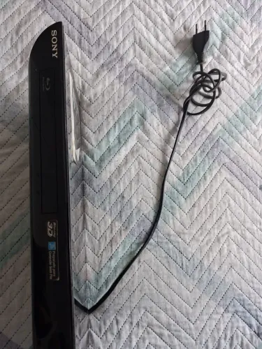 DVD Sony - Bluetooth,  BlueRay - Modelo BDP-S590