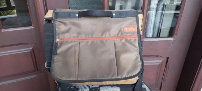 Bolsa de notebook 30cm por 20cm refinada