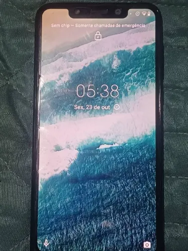 Vendo celular barato moto one 64gb conservado