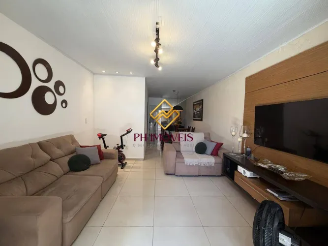 Casa de 3 dormitórios sendo 1 suíte localizada no Poço -160m²