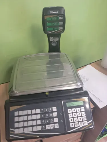 balança etiquetadora Urano modelo TOP Standard até 30 kg.