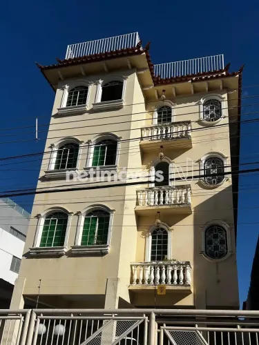 Excelente apartamento à venda no bairro Sagrada Família!
