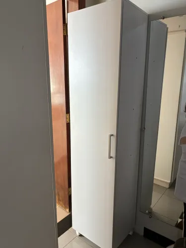 Armário para lavanderia