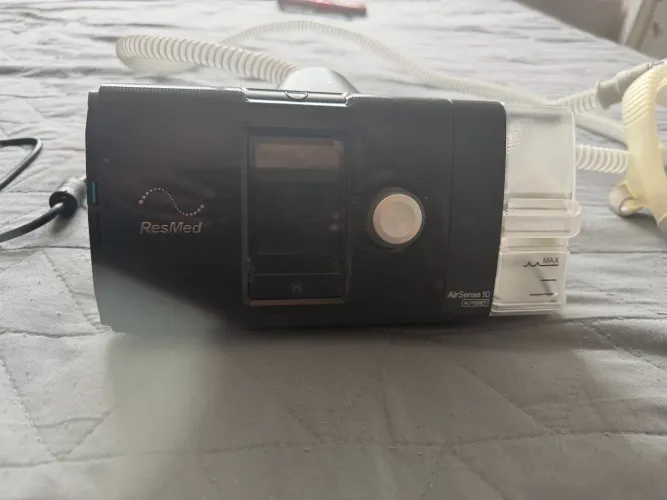 CPAP ResMed AirSense 10 AutoSet - Apenas 112 Horas de Uso