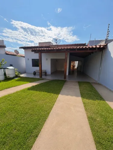ALUGA-SE casa beira rio