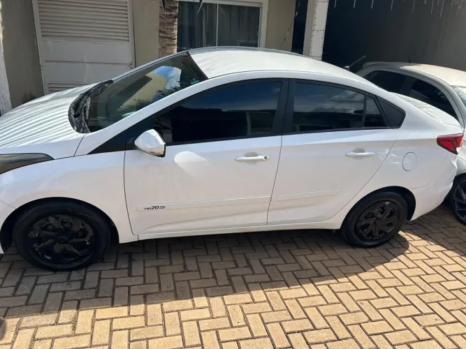 Hyundai HB20S C.plus/c.style1.0 Flex 12V Mec. 4P 2019