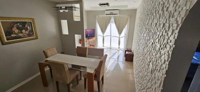 Apartamento Semi-Mobiliado de 73 m² com 2 Quartos à Venda por R$ 265.000 no Campinho, RJ