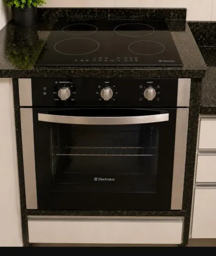 Cooktop de indução e forno elétrico semi novos